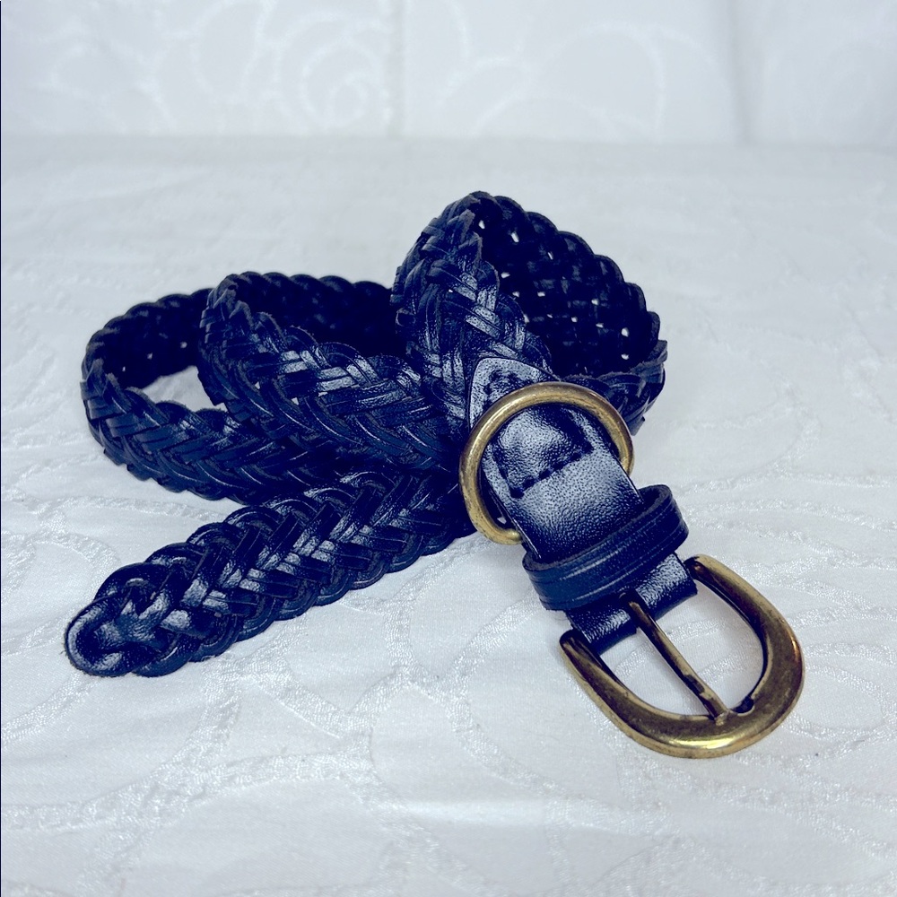 Vintage Unbranded Braided Blue Leather Belt with Brass Buckle. Size S/M.